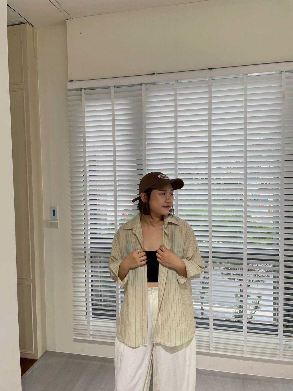 LINE_ALBUM_奶茶系直紋襯衫_250727_9
