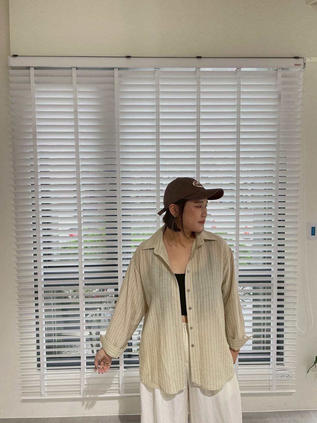 LINE_ALBUM_奶茶系直紋襯衫_250727_11