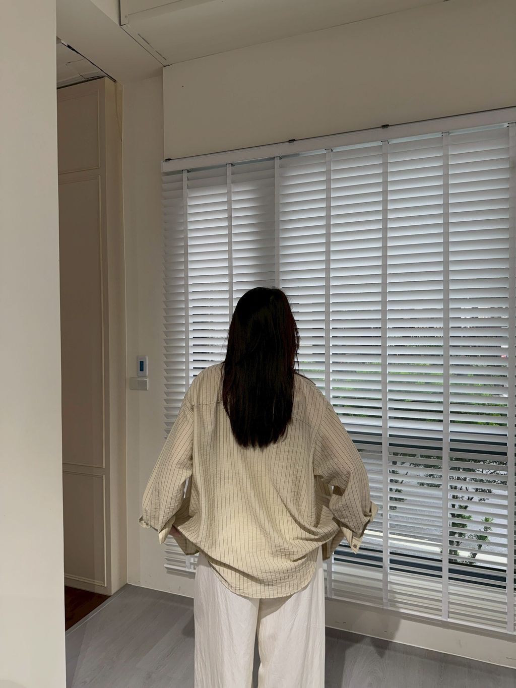 LINE_ALBUM_奶茶系直紋襯衫_250727_6