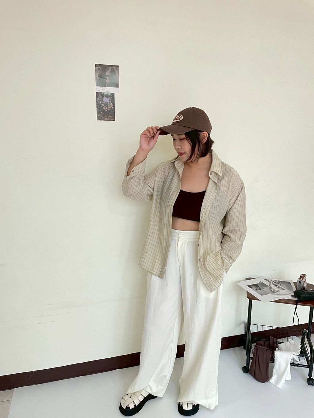 LINE_ALBUM_奶茶系直紋襯衫_250728_2