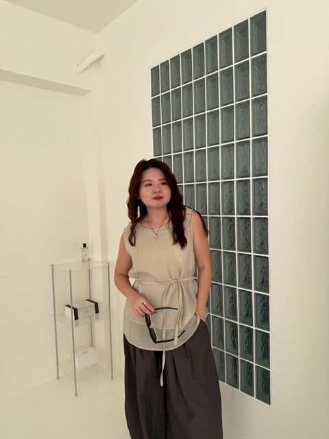 LINE_ALBUM_細羅紋拼接造型綁帶背心 9_250827_3
