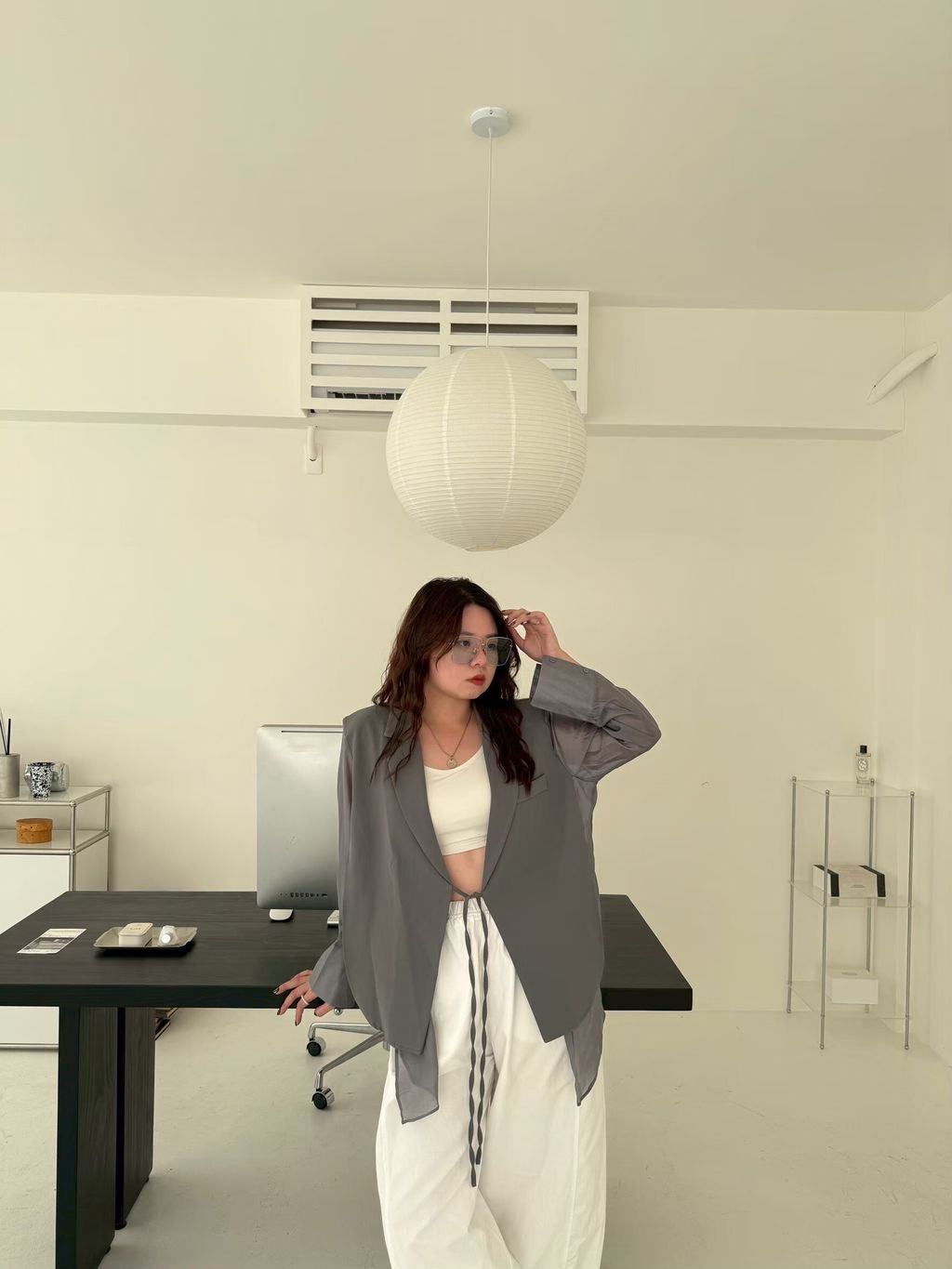 LINE_ALBUM_時髦拼接灰色西裝外套10_250928_1