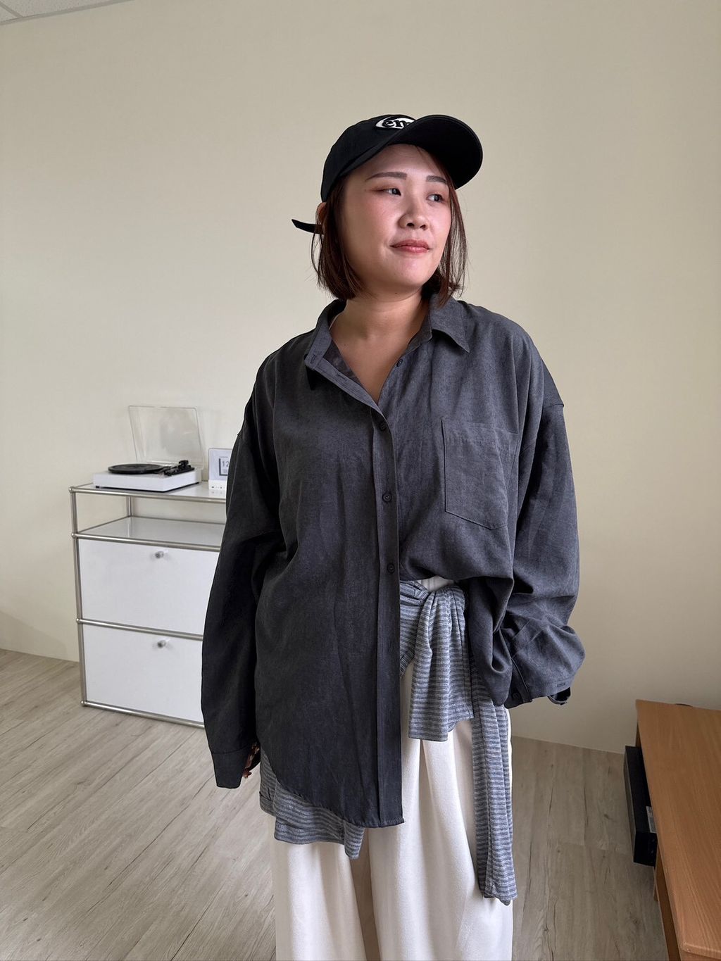 LINE_ALBUM_明星私服橫紋上衣_251104_12