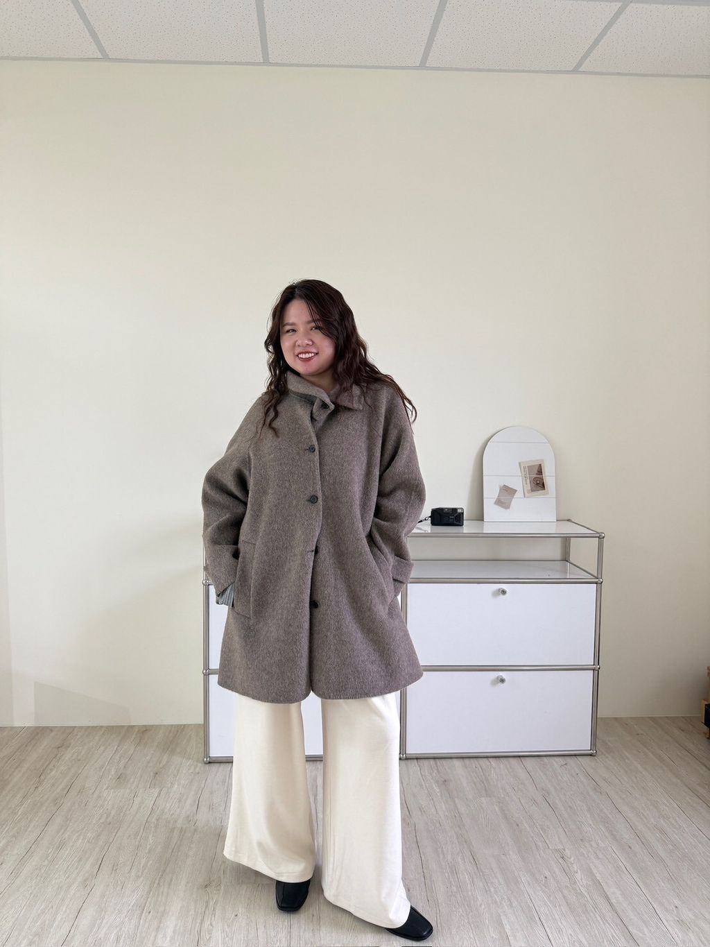 LINE_ALBUM_暖呼呼羊毛大衣_251106_15