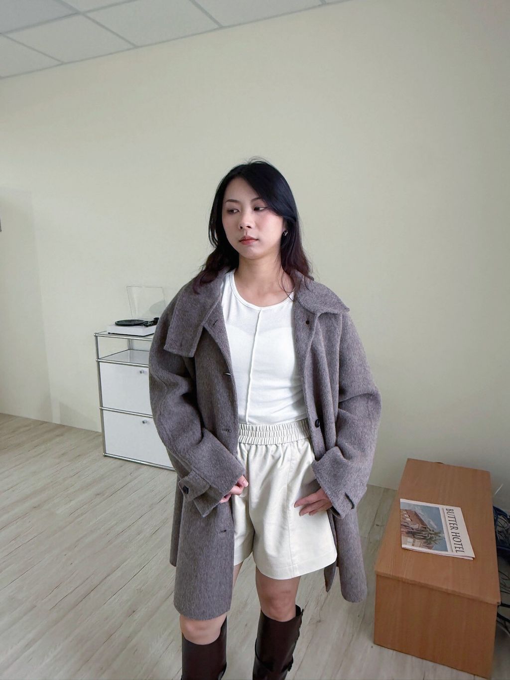 LINE_ALBUM_暖呼呼羊毛大衣_251106_19