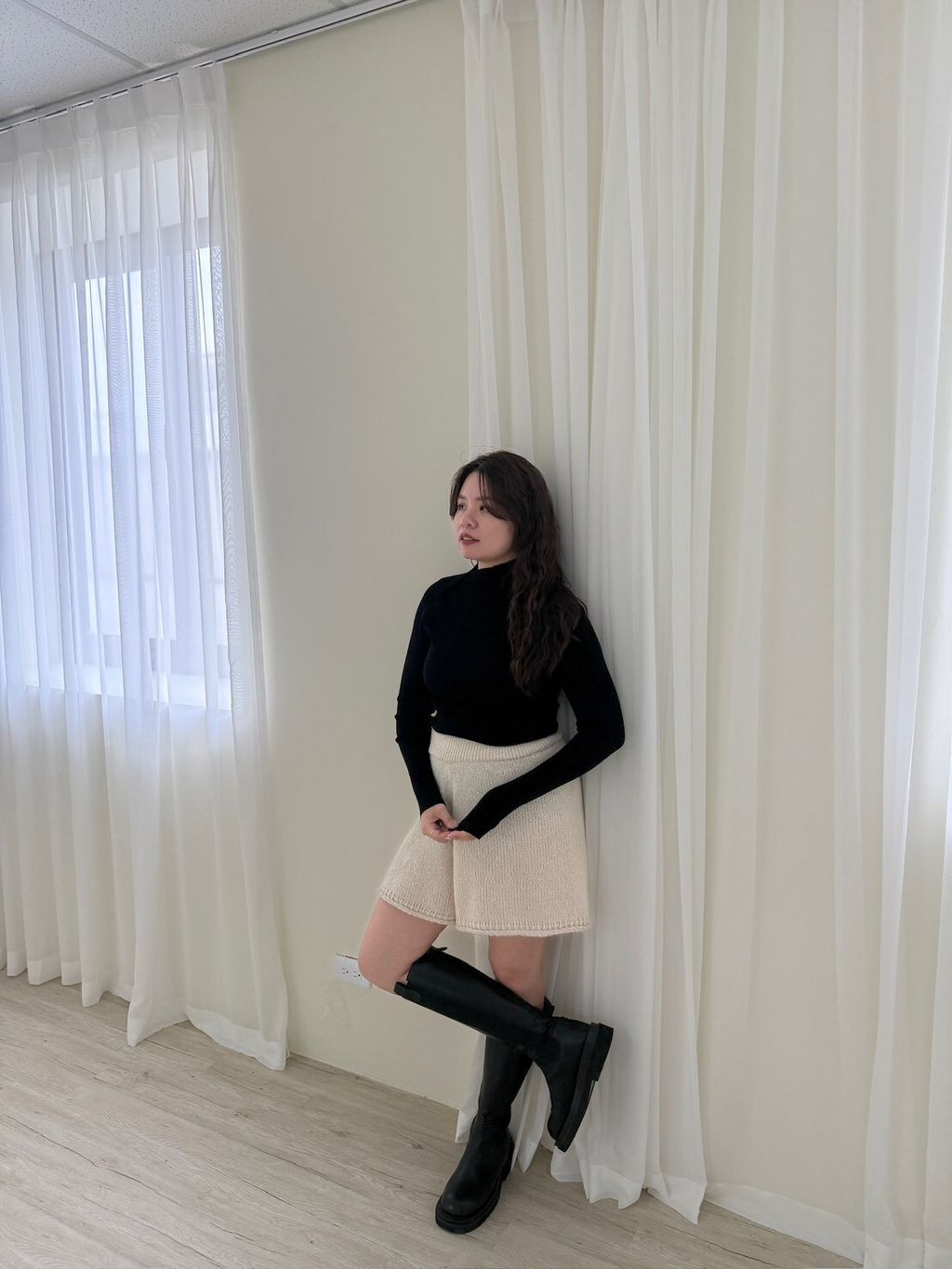 LINE_ALBUM_細節控薄針織上衣_251106_5