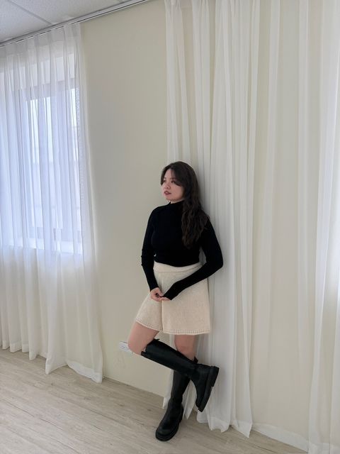 LINE_ALBUM_細節控薄針織上衣_251106_5