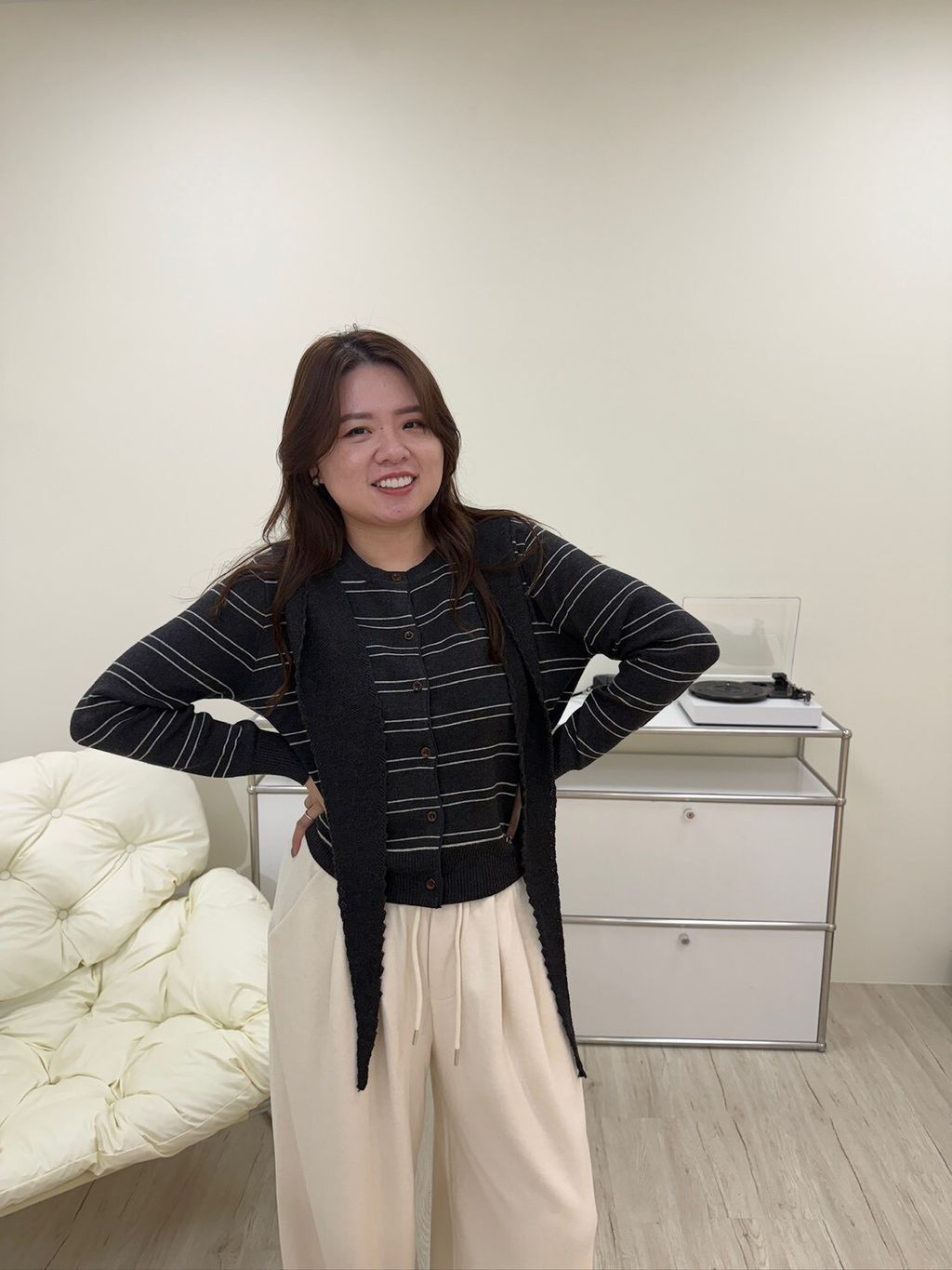 LINE_ALBUM_大胸友善披肩針織_251106_14