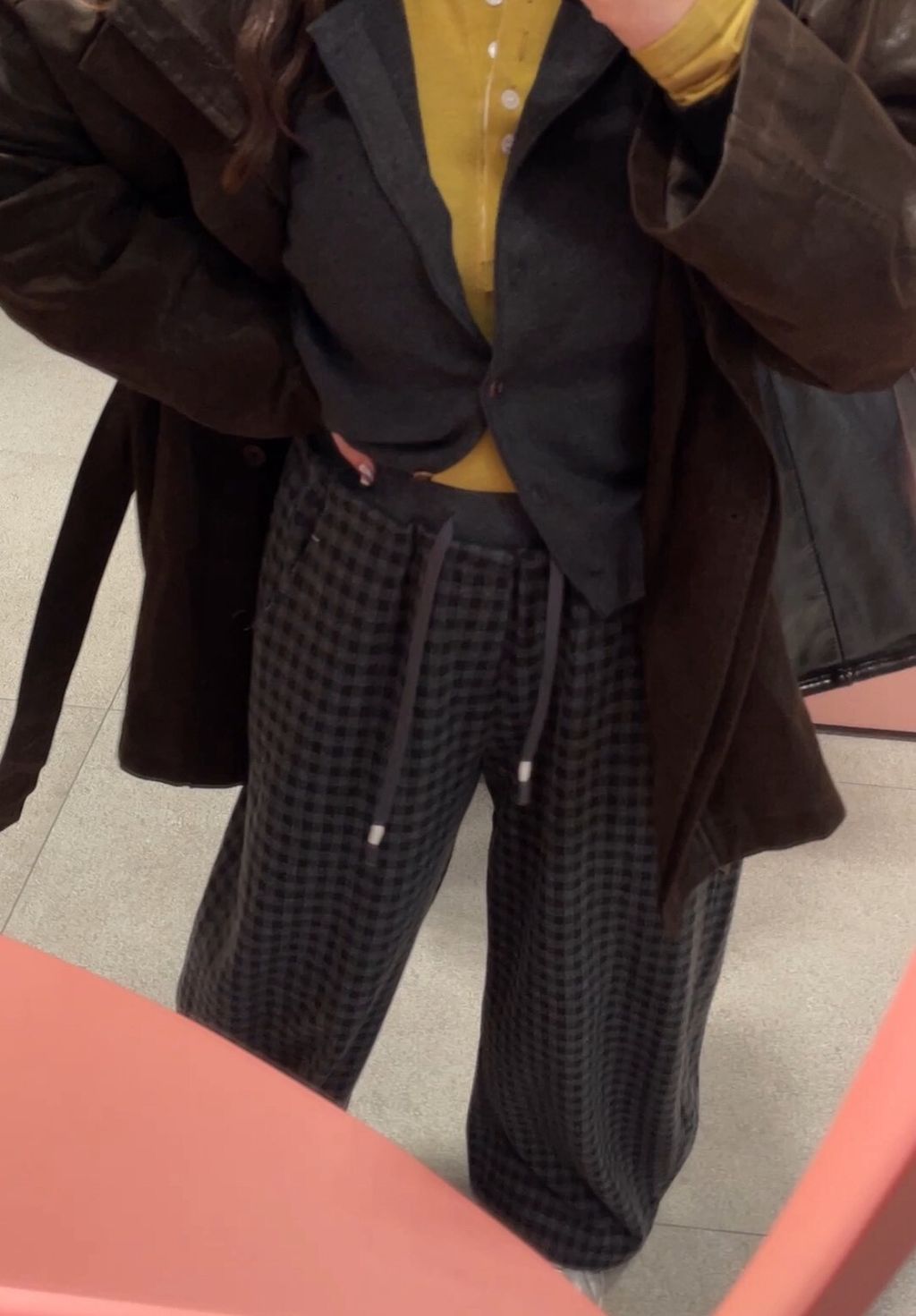 LINE_ALBUM_慵懶格紋闊腿褲_251106_4