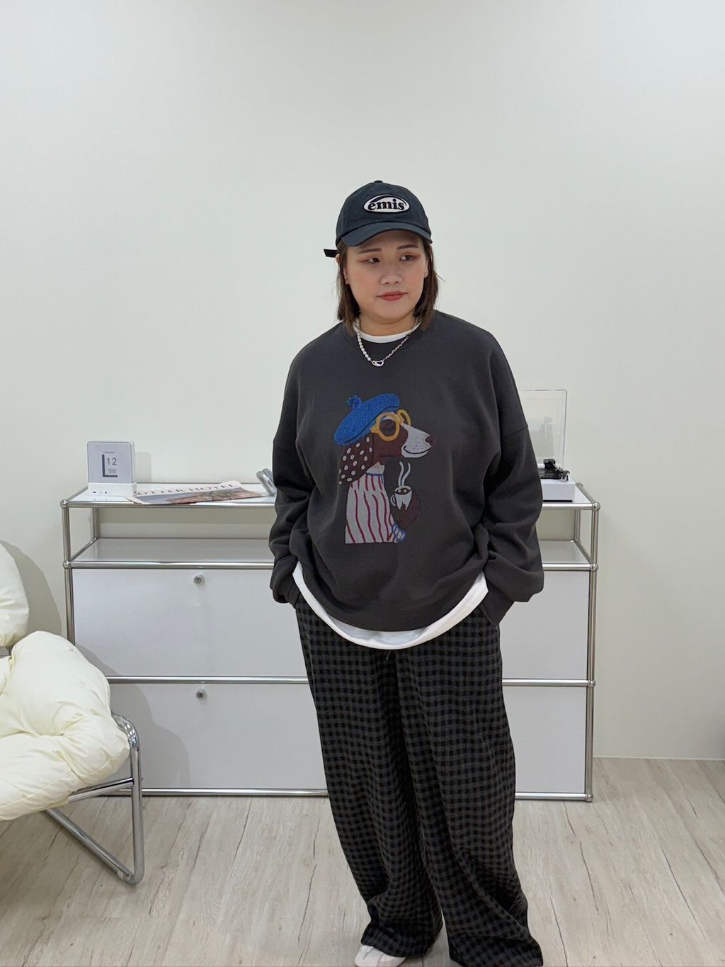 LINE_ALBUM_慵懶格紋闊腿褲_251106_5