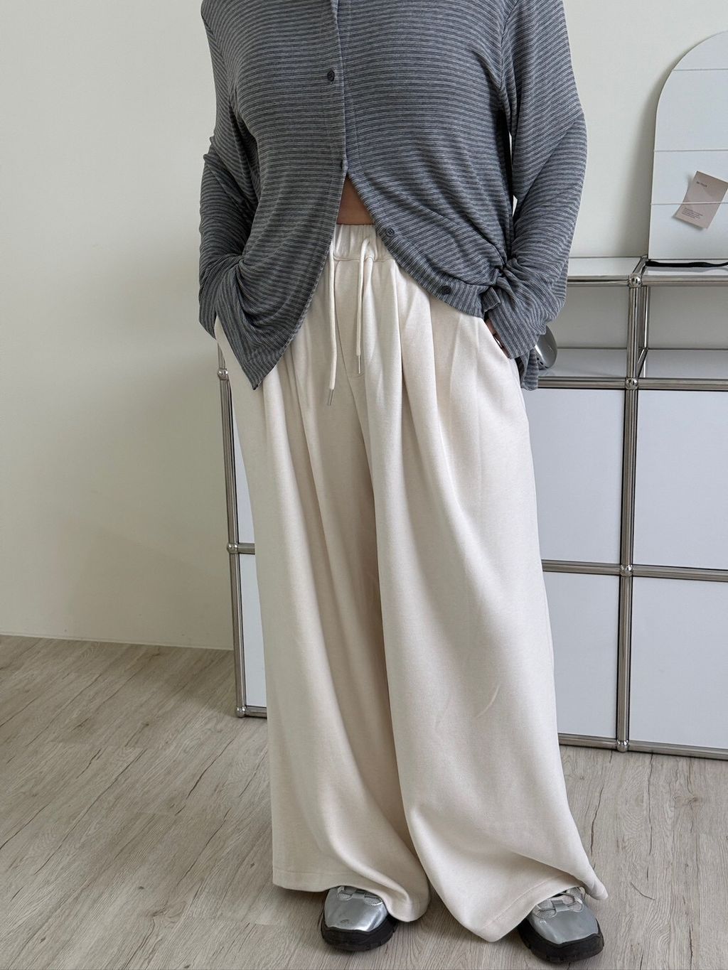 LINE_ALBUM_保暖羊絨褲_251106_7