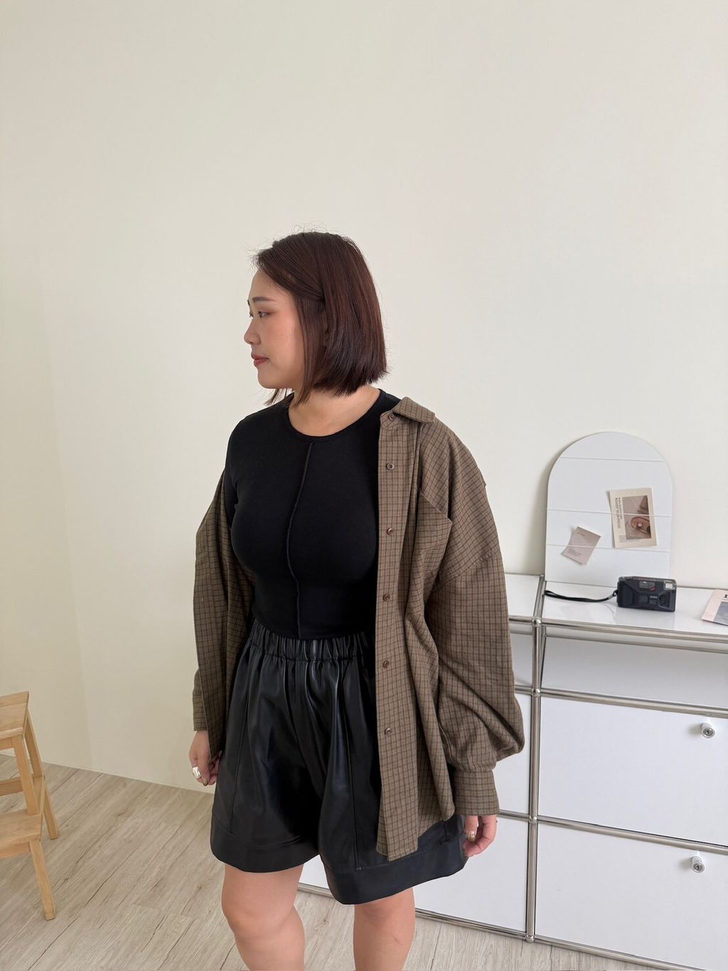 LINE_ALBUM_紙片人打底衣_251106_1