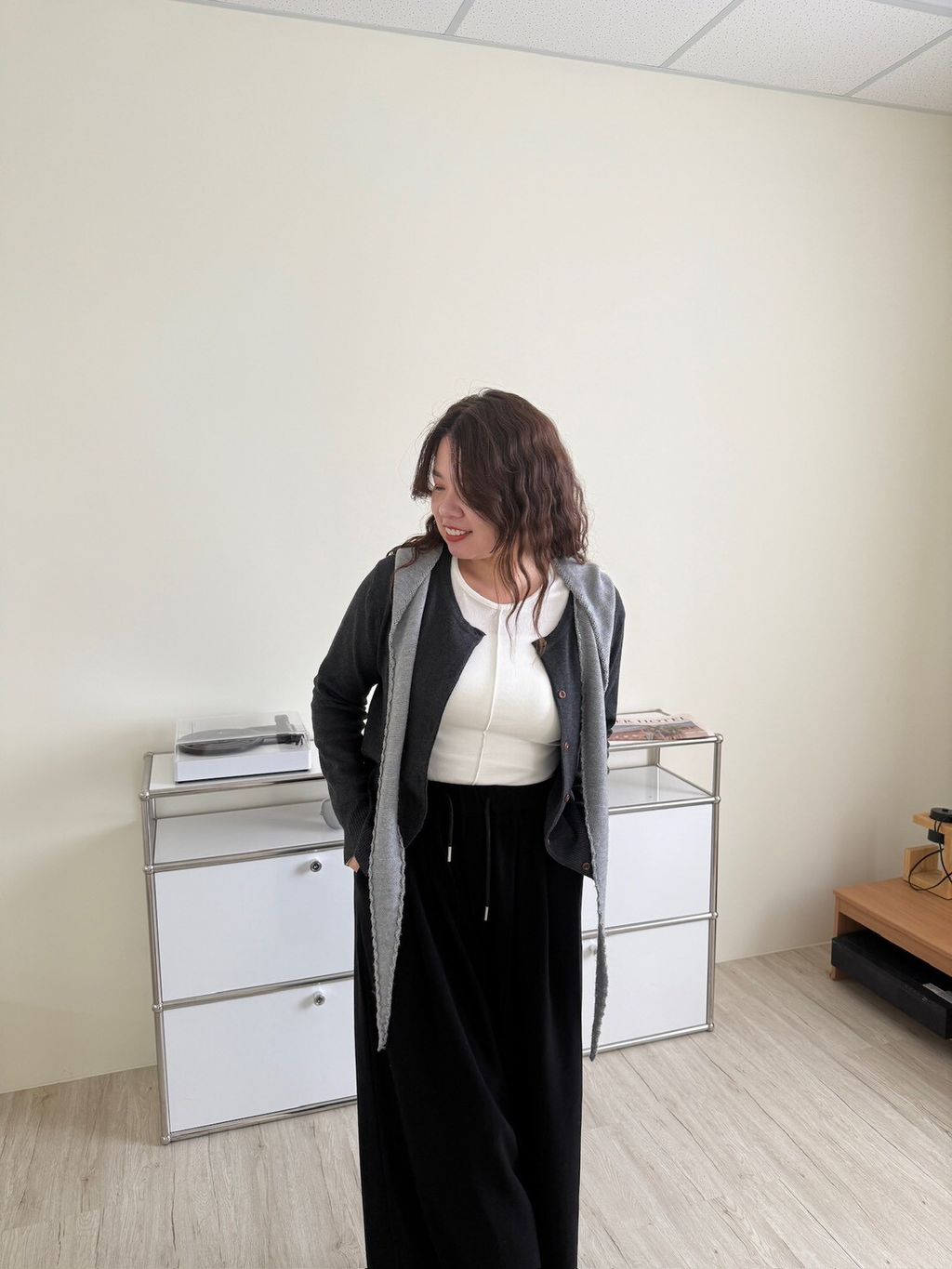 LINE_ALBUM_紙片人打底衣_251106_4