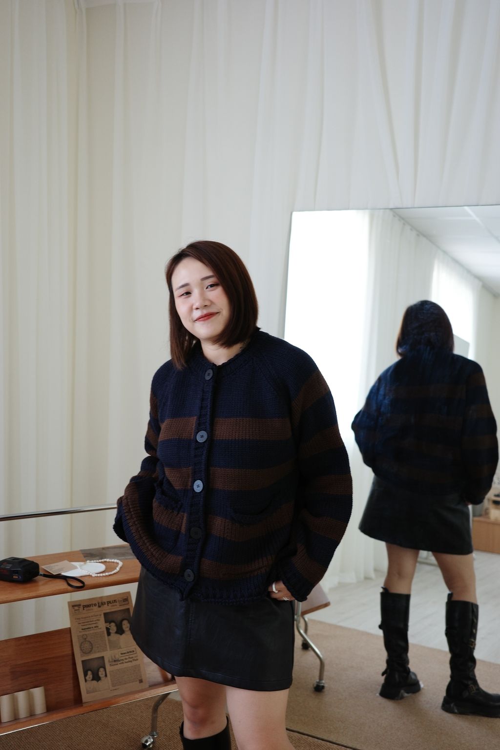 LINE_ALBUM_大條紋針織外套_251208_8