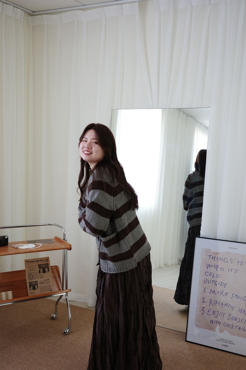 LINE_ALBUM_大條紋針織外套_251208_12