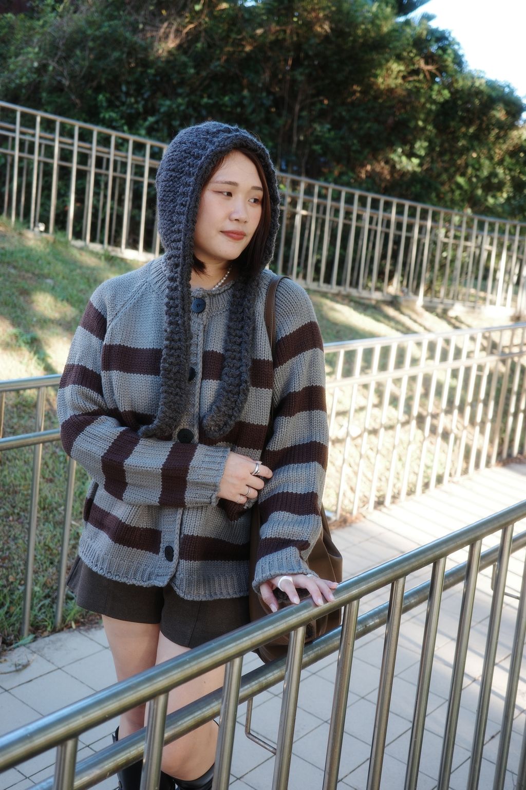 LINE_ALBUM_大條紋針織外套_251208_21