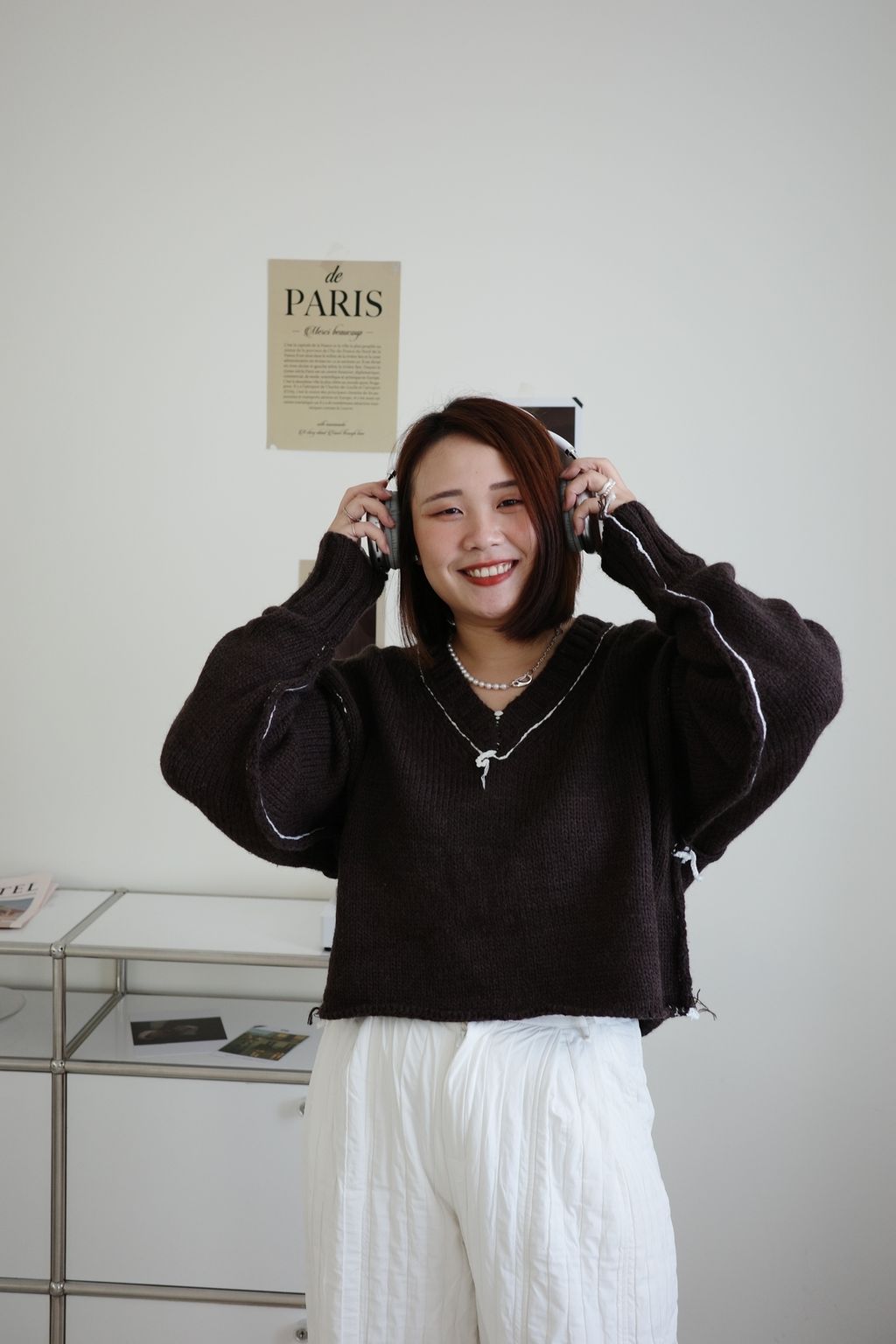 LINE_ALBUM_線條短版毛衣_251208_14