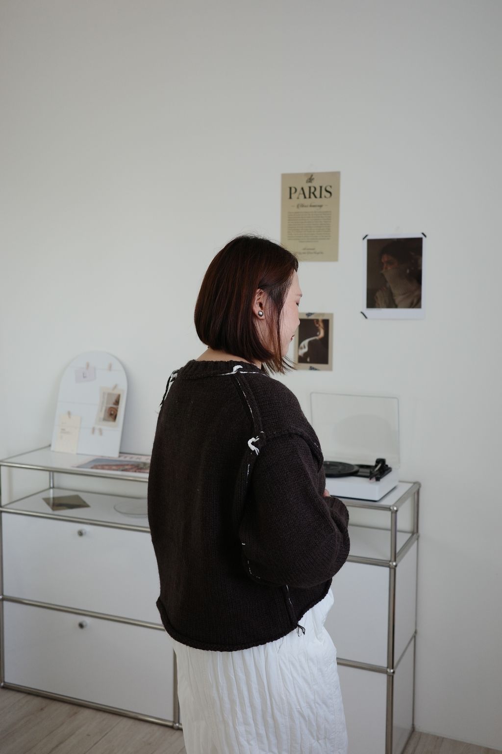 LINE_ALBUM_線條短版毛衣_251208_9