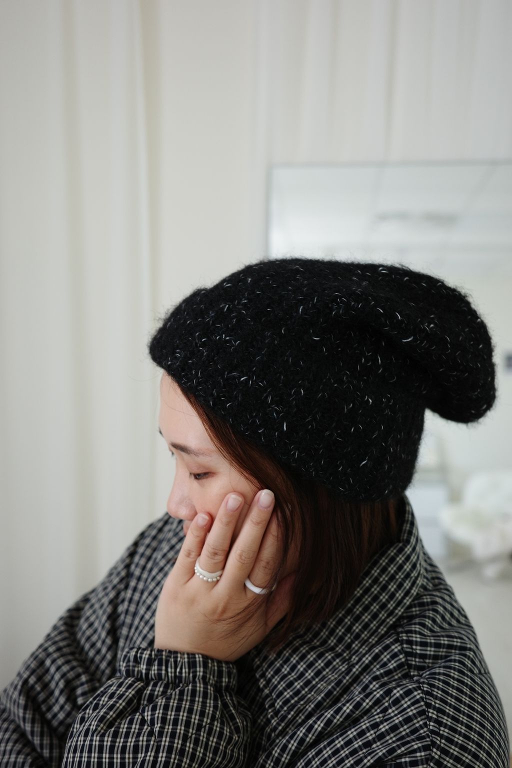 LINE_ALBUM_彎彎月亮大毛帽_251208_1