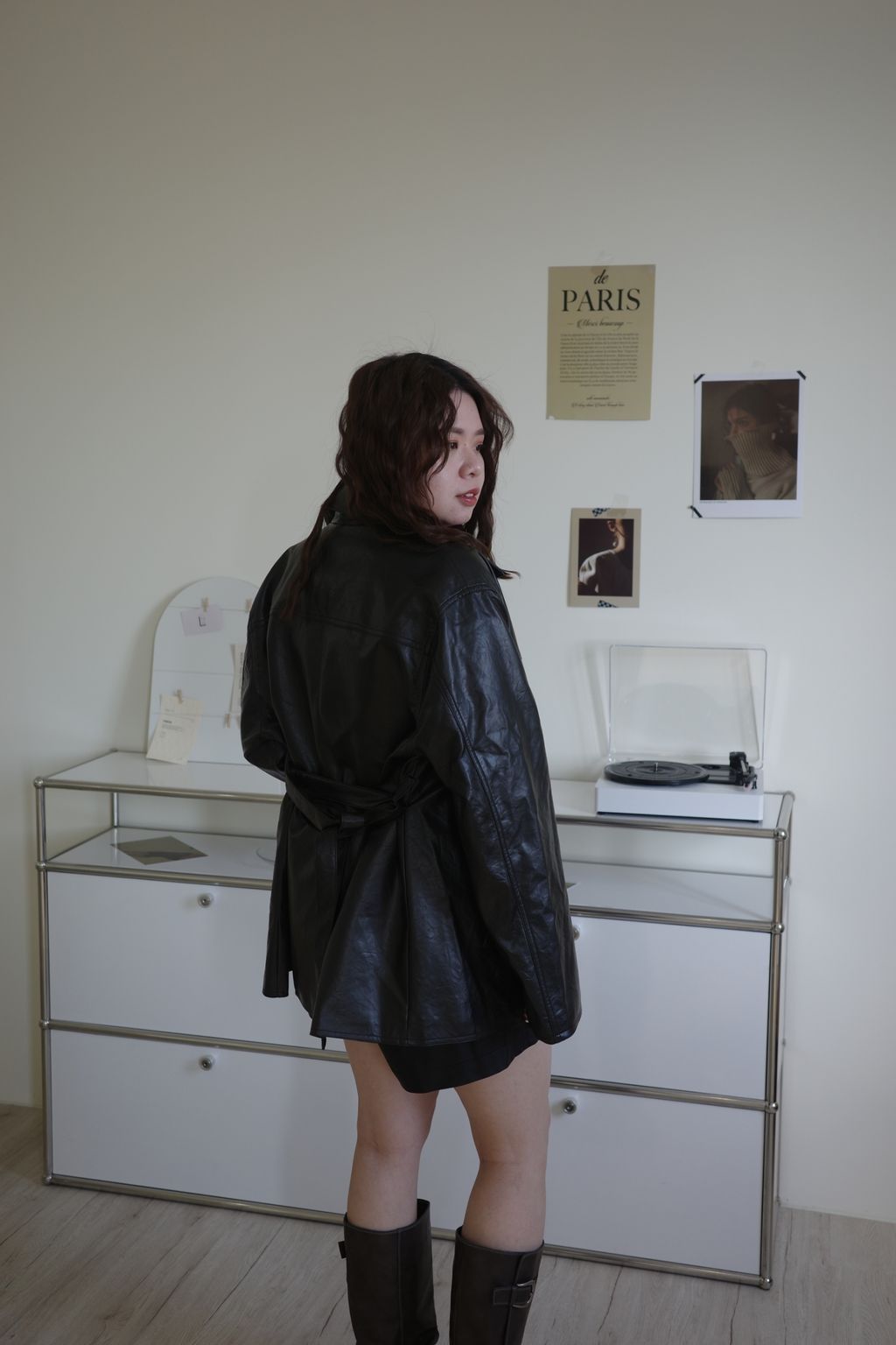 LINE_ALBUM_復古皮襯衫_260105_11