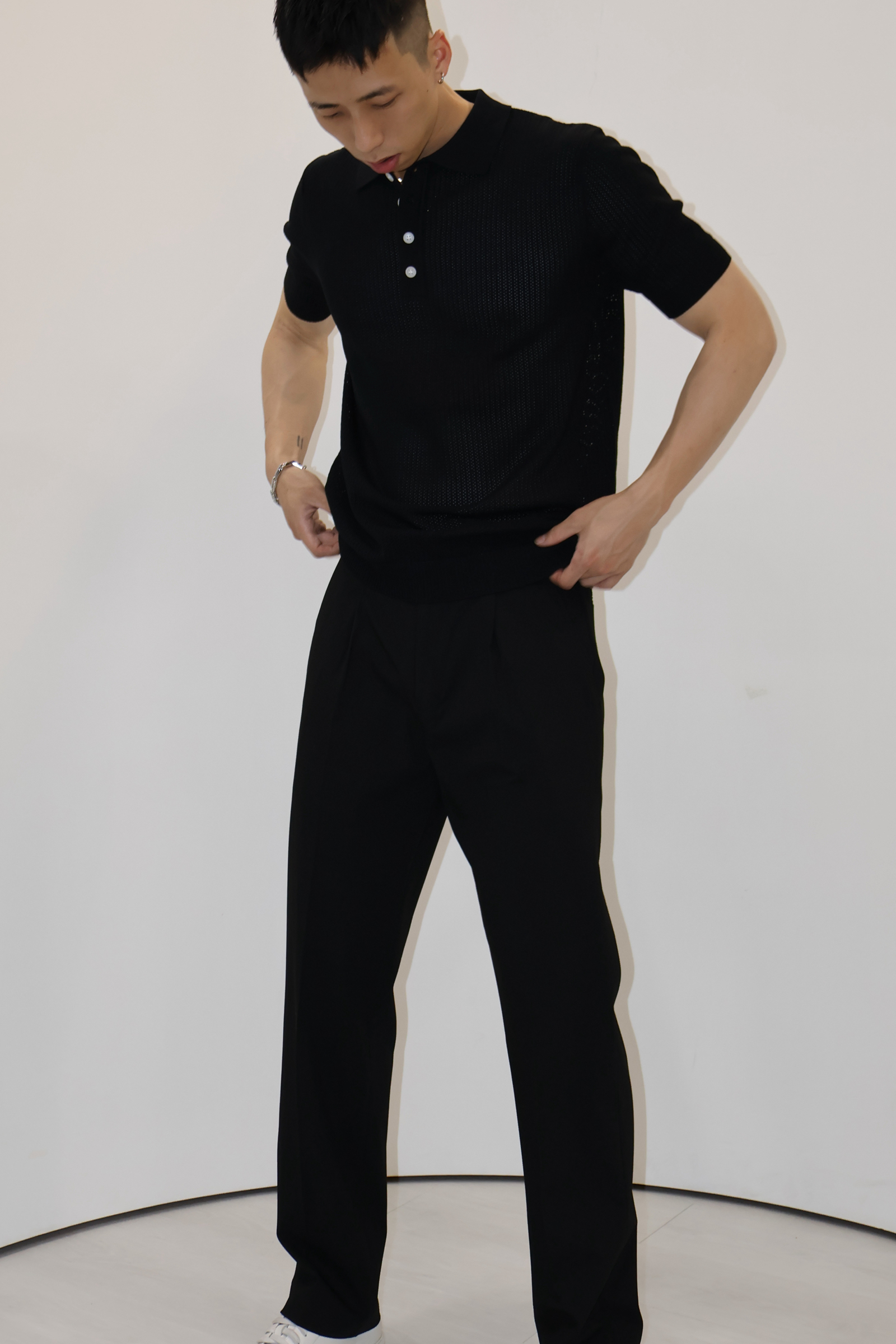 IMG_1540極淨素面 直筒西裝褲