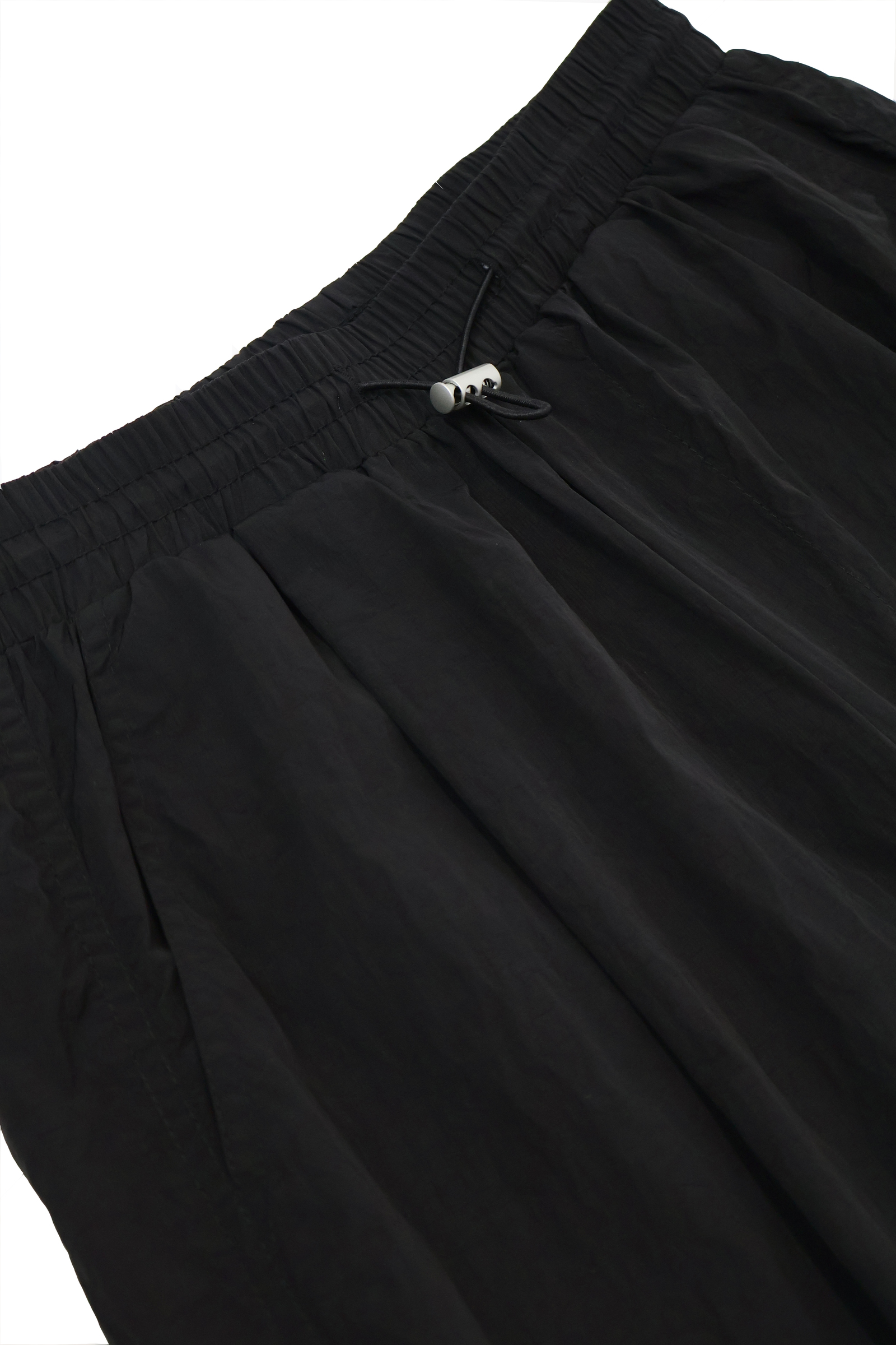 IMG_1971銀扣抽繩 雙層內網眼 素面機能短褲