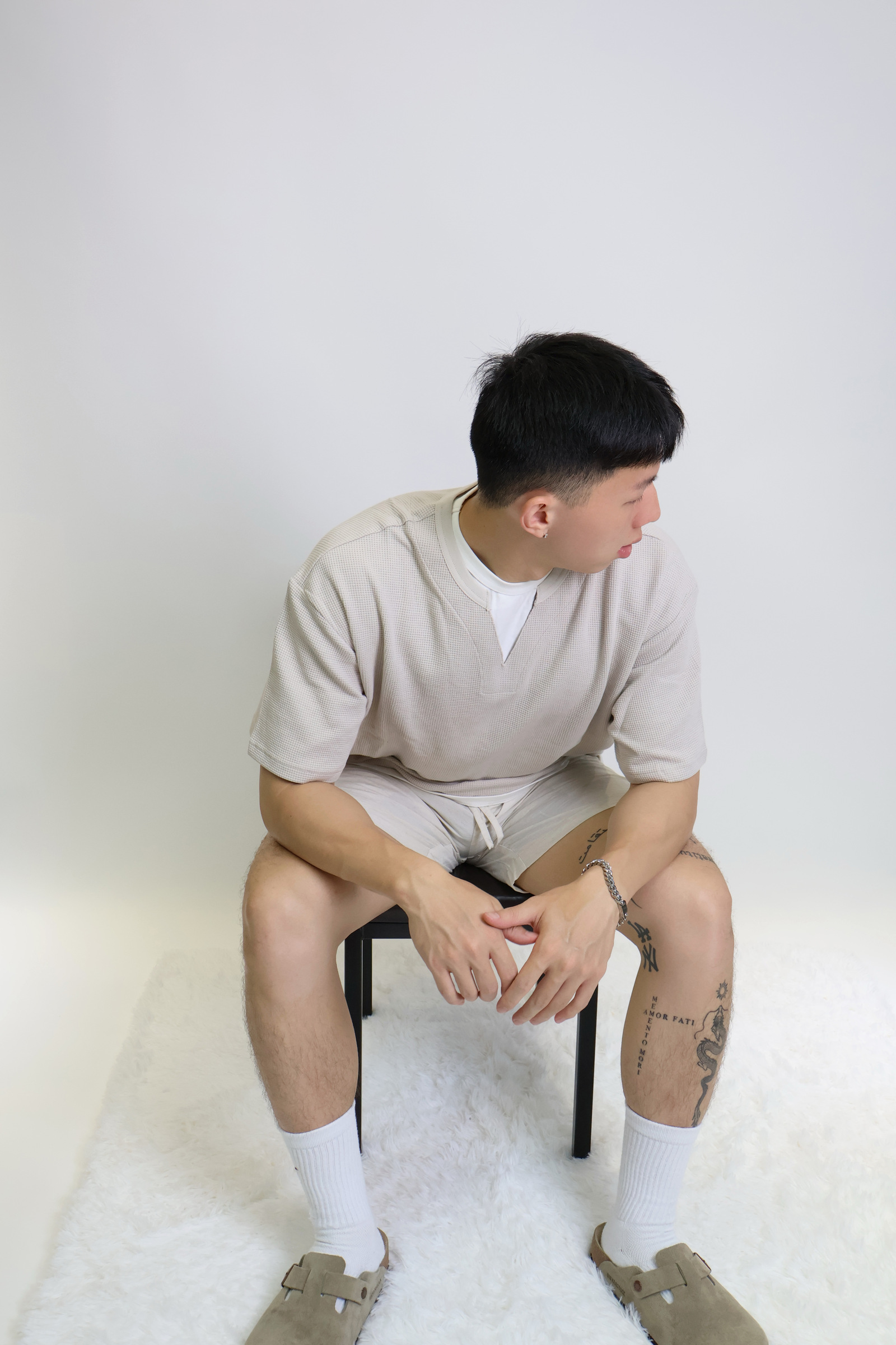 IMG_2062偽兩件式 雙色寬版短Ｔ