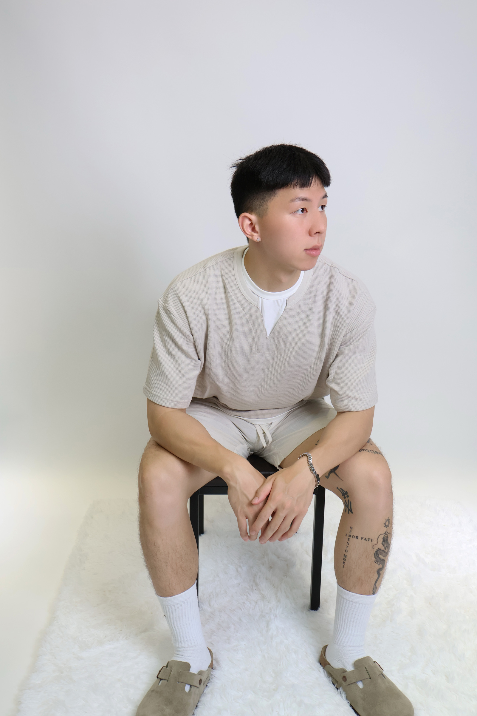 IMG_2061偽兩件式 雙色寬版短Ｔ