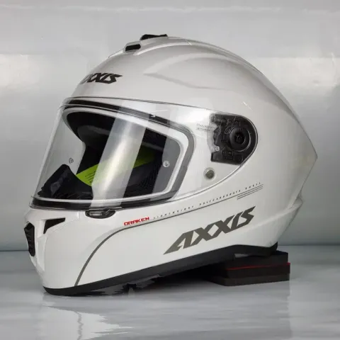 solid white