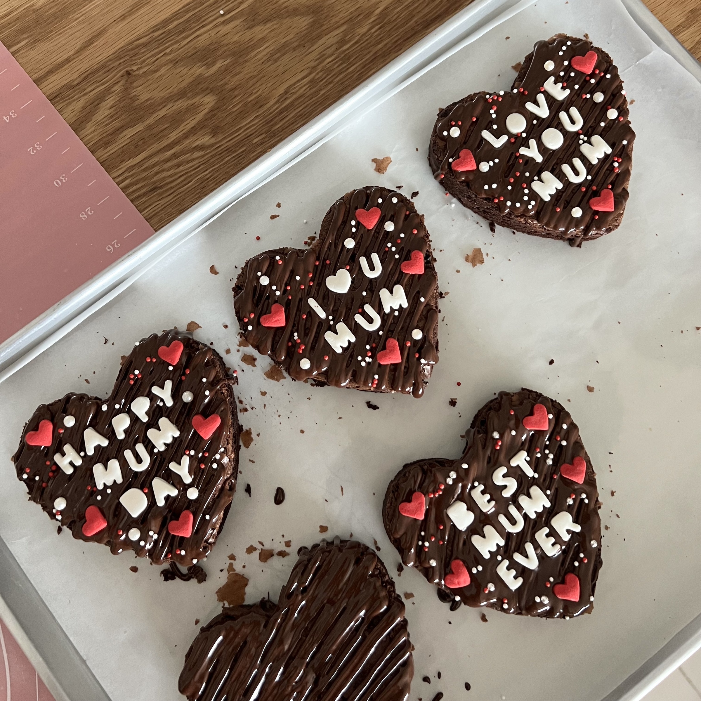 browniboi custom mini heart shape brownie