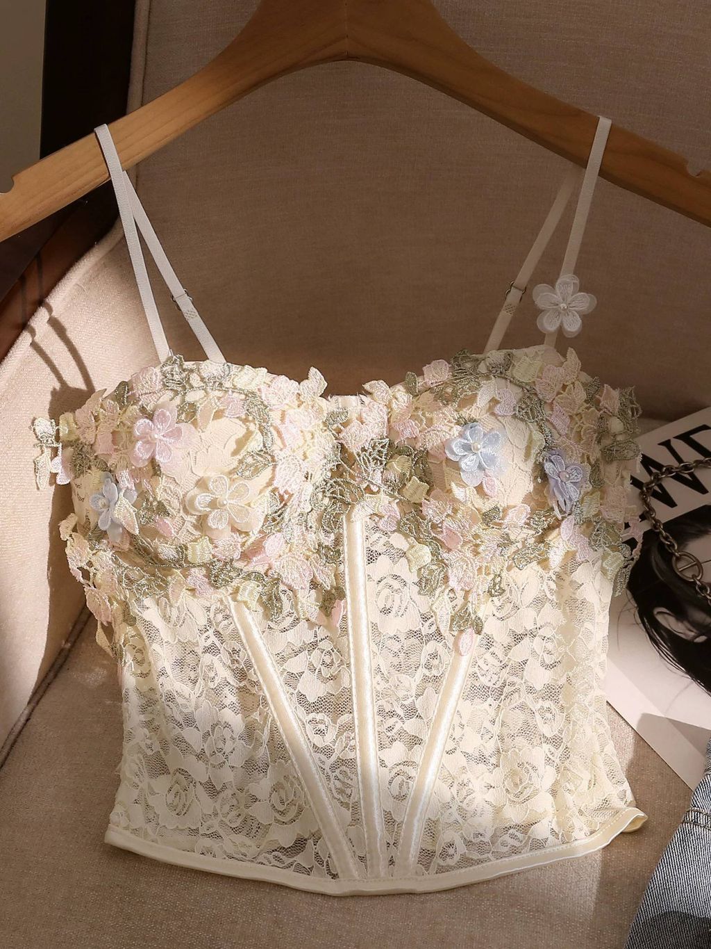 IMAGE 2025-12-22 14:43:47