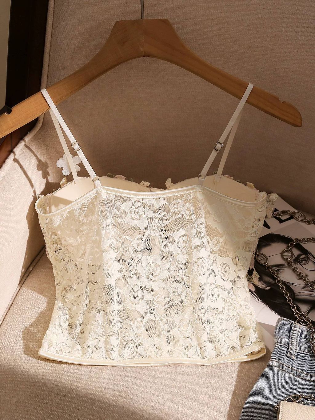 IMAGE 2025-12-22 14:43:49