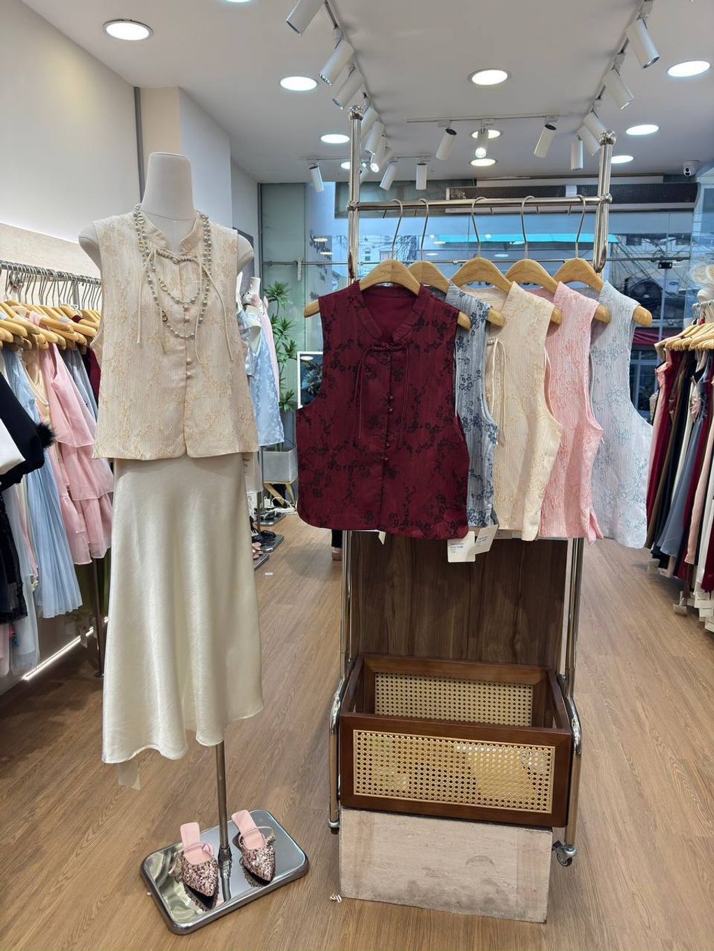 IMAGE 2025-12-24 13:16:16