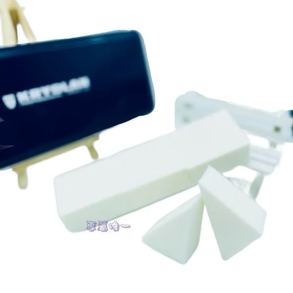 tw-11134207-820ld-mozrj3mv6a6l52