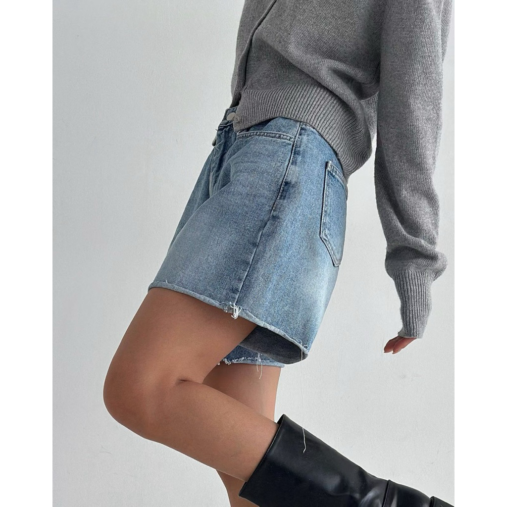 tw-11134207-820le-mlgu1ihejlz416