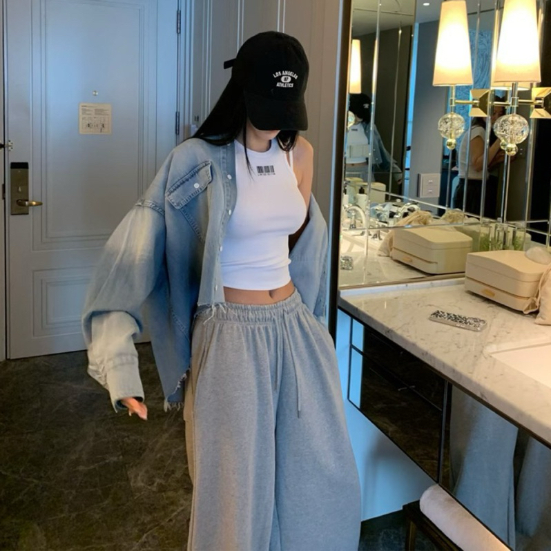 tw-11134207-820l5-mlz37jq653pf9c