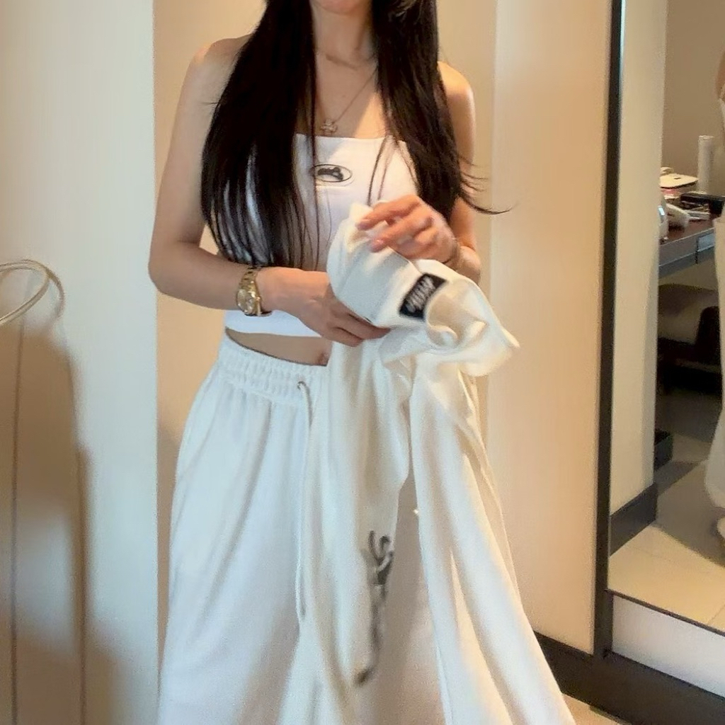 tw-11134207-820li-mmdmb1y8pt7390