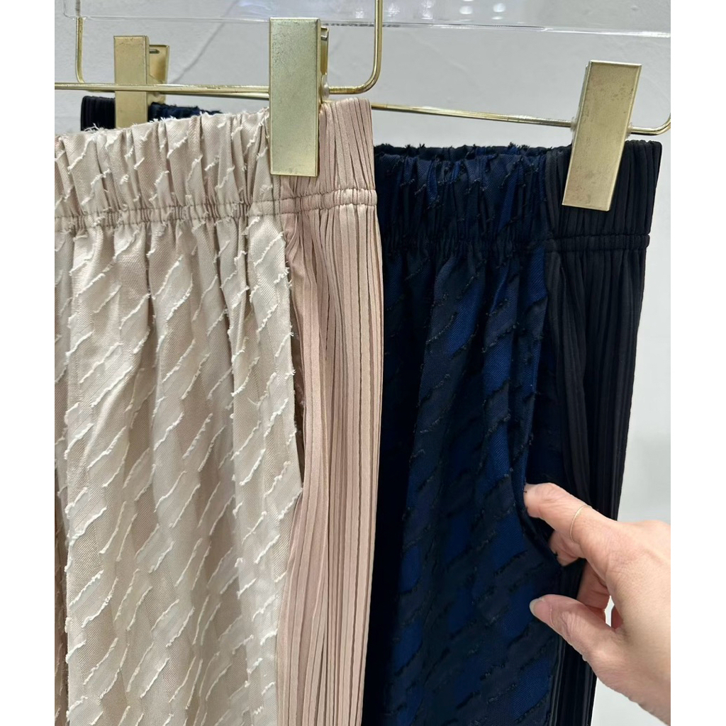 tw-11134207-820l7-mmfwhfsgf6rl3b