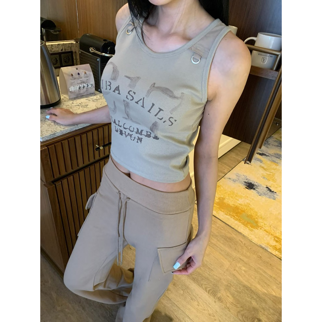 tw-11134207-820l4-mmmtm684232e49