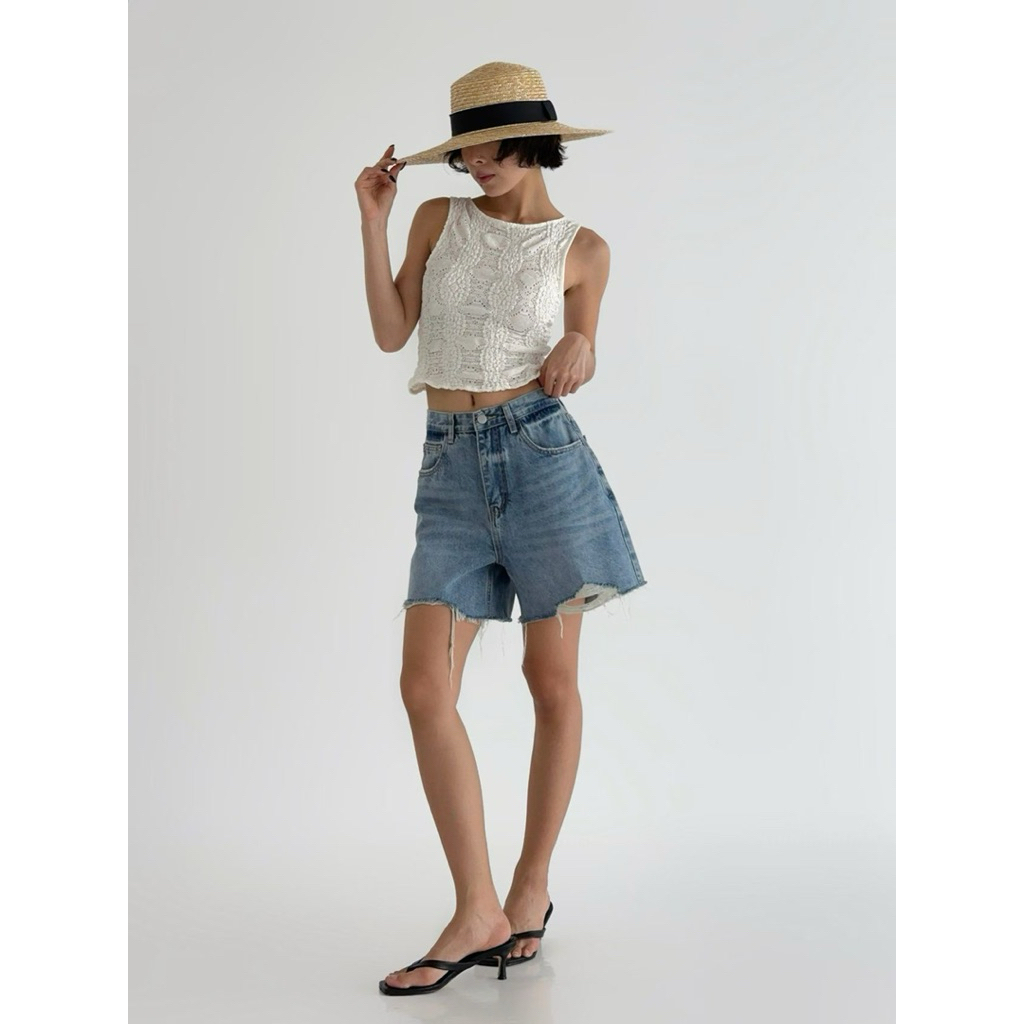 tw-11134207-820lf-mmmpembyja4j1c