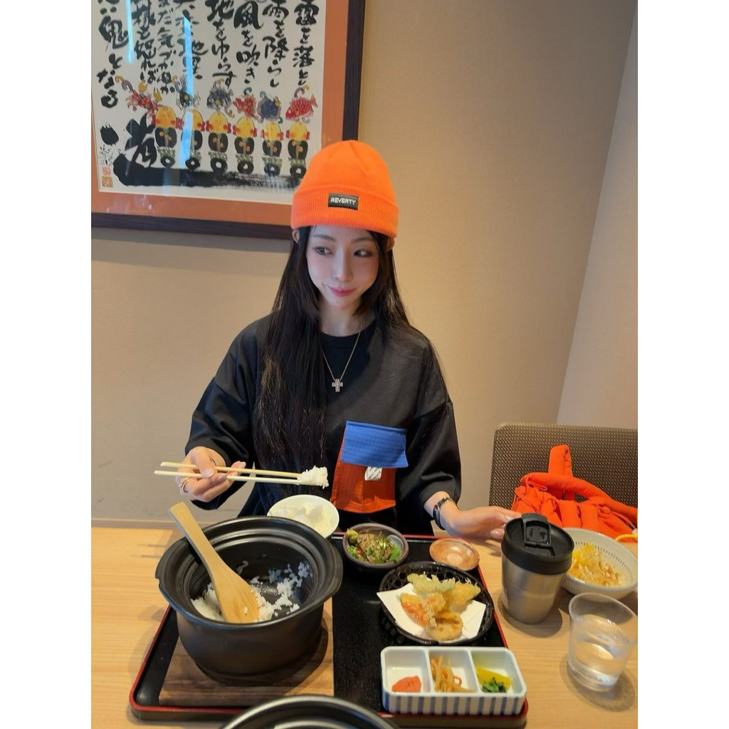 tw-11134207-820lf-mn8mhubtj37m8a