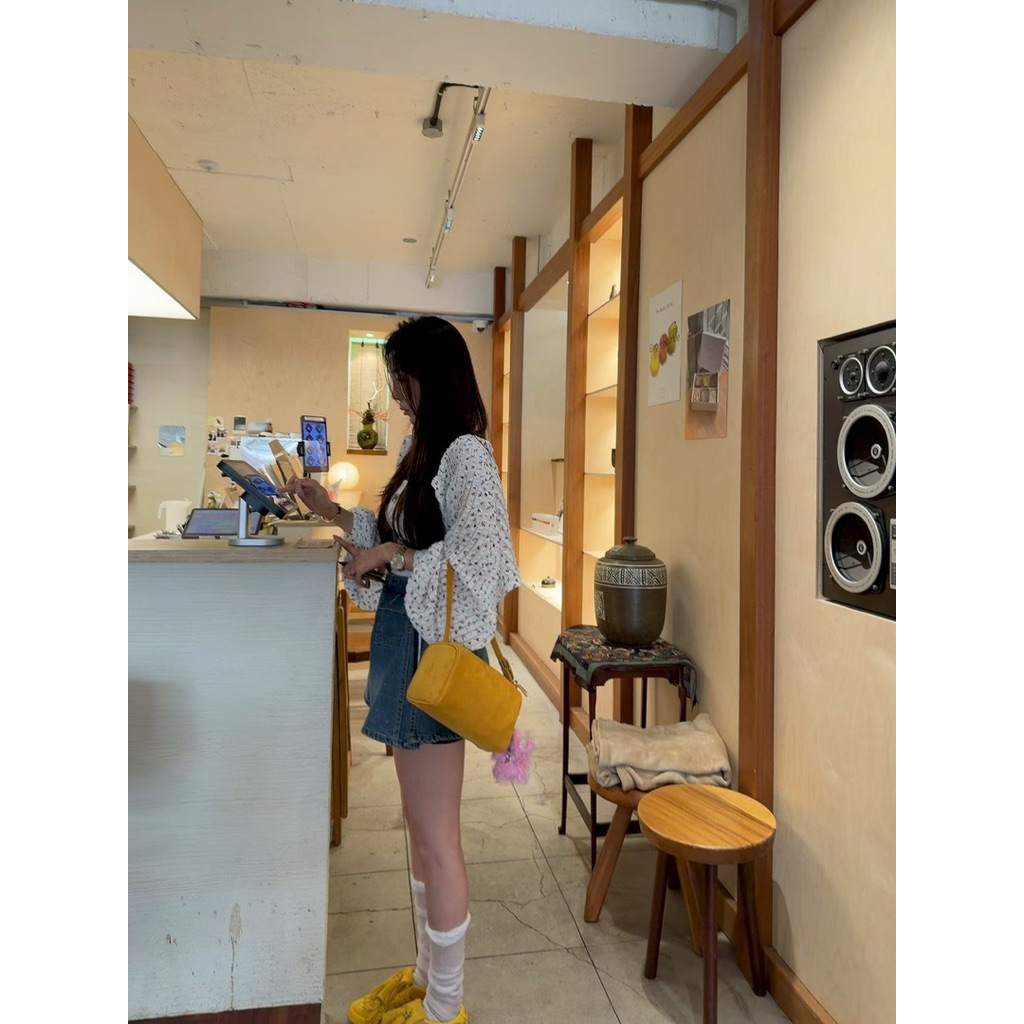tw-11134207-820le-mnhe3j9gwmwwf9