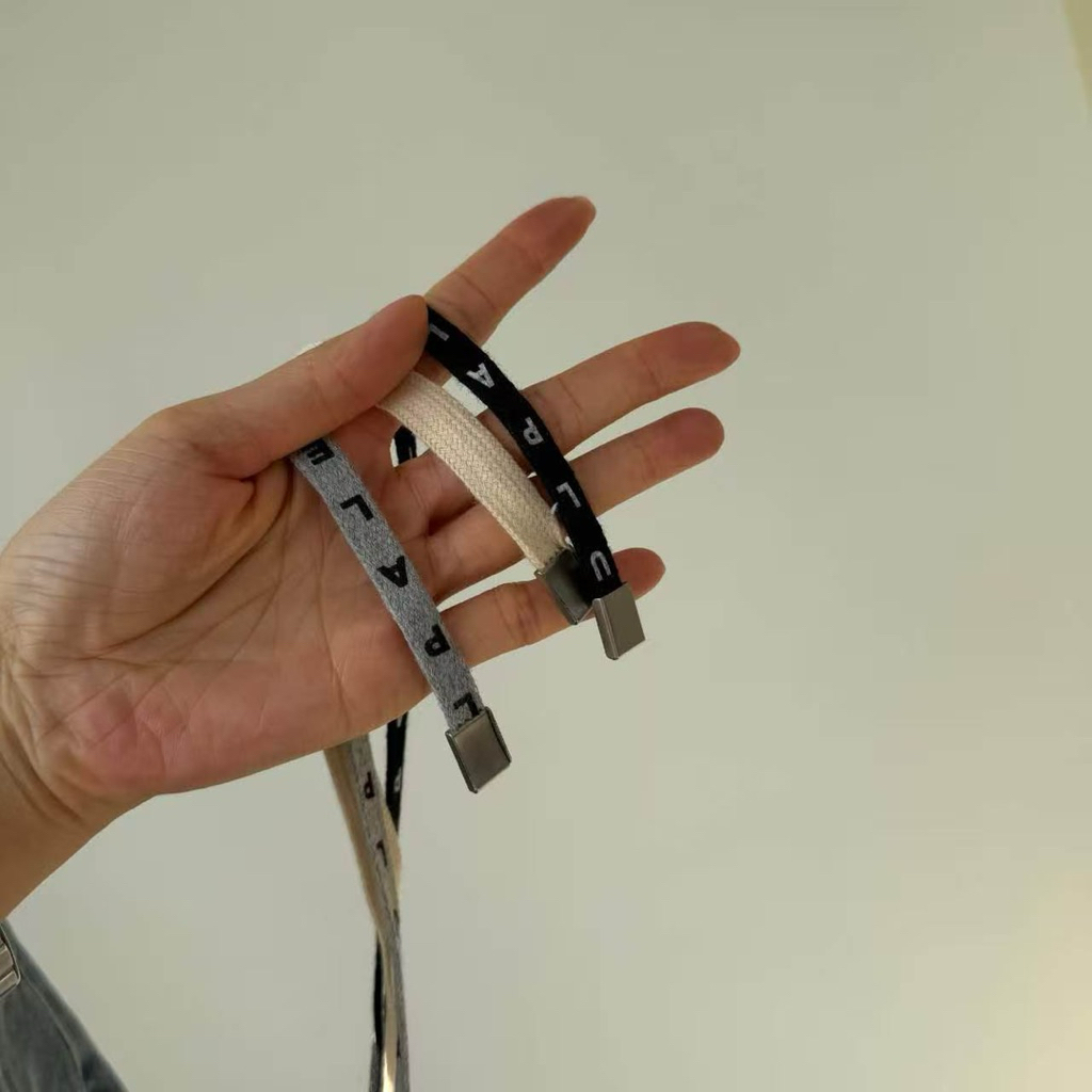 tw-11134207-820le-mnhg79uicw7480