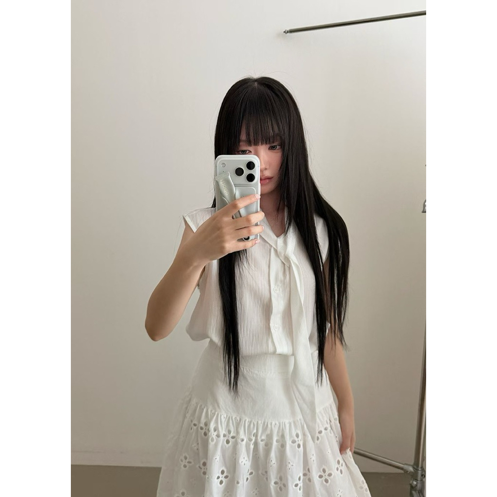 tw-11134207-820l7-moe8y472bzsw7b