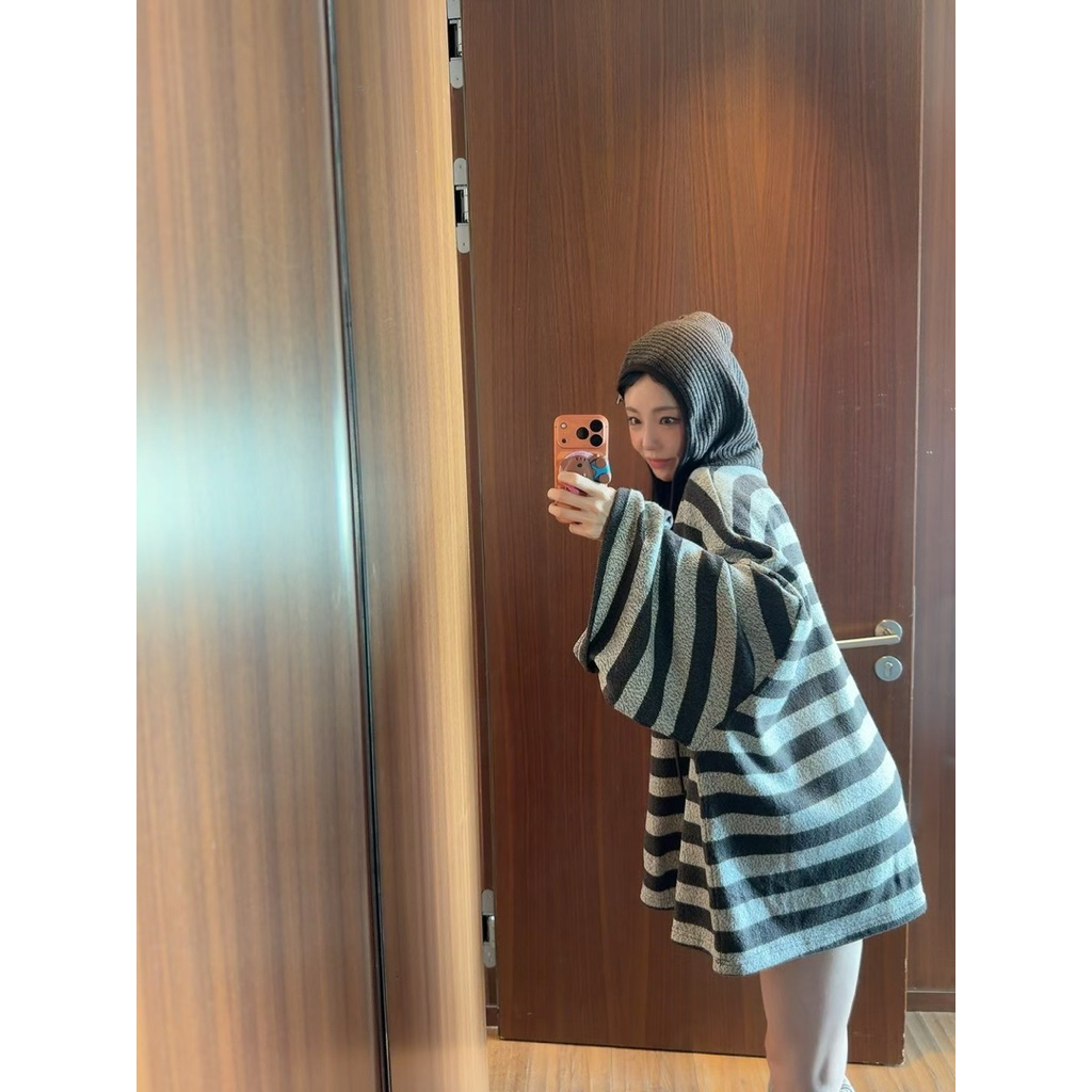 tw-11134207-81ztq-mgkotk9oym1701