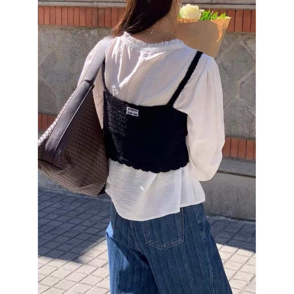 tw-11134207-81ztf-mgjo70artb0v28