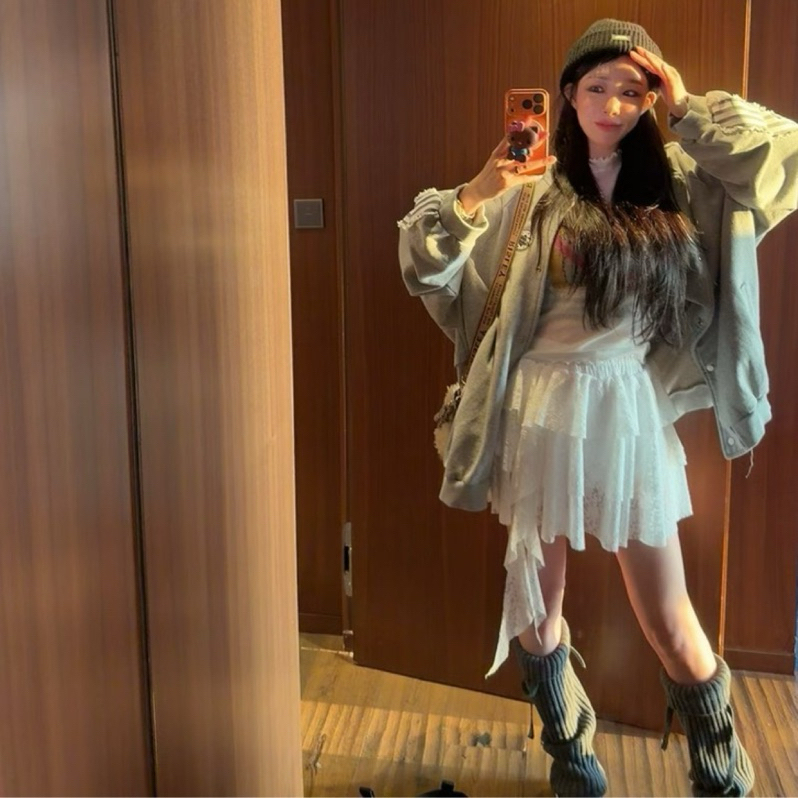 tw-11134207-81ztk-mguqv57092bw1e