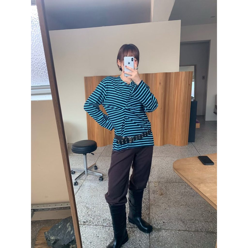 tw-11134207-81ztn-mgw3uv7vj4en2d