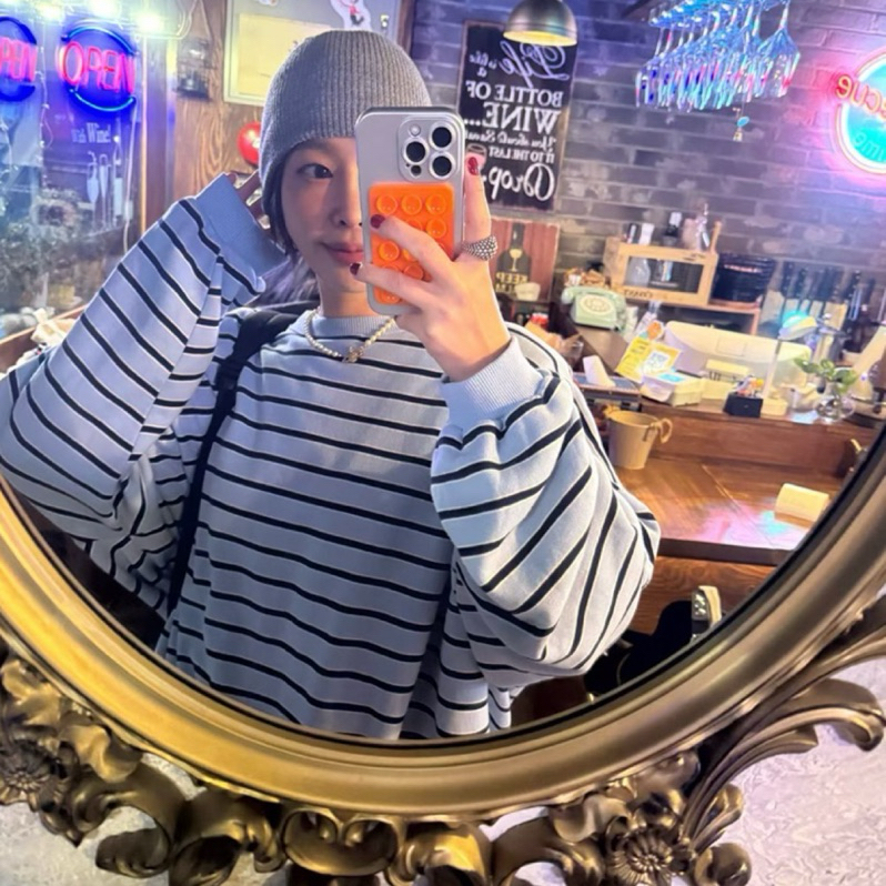 tw-11134207-81ztk-mgw7i6rpa0wd8d