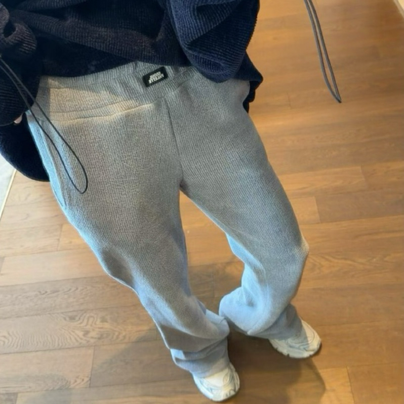 tw-11134207-81ztm-mhxao86rug3k1b